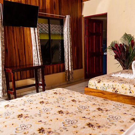 Selvita Lodge Arenal Ла Фортуна Экстерьер фото