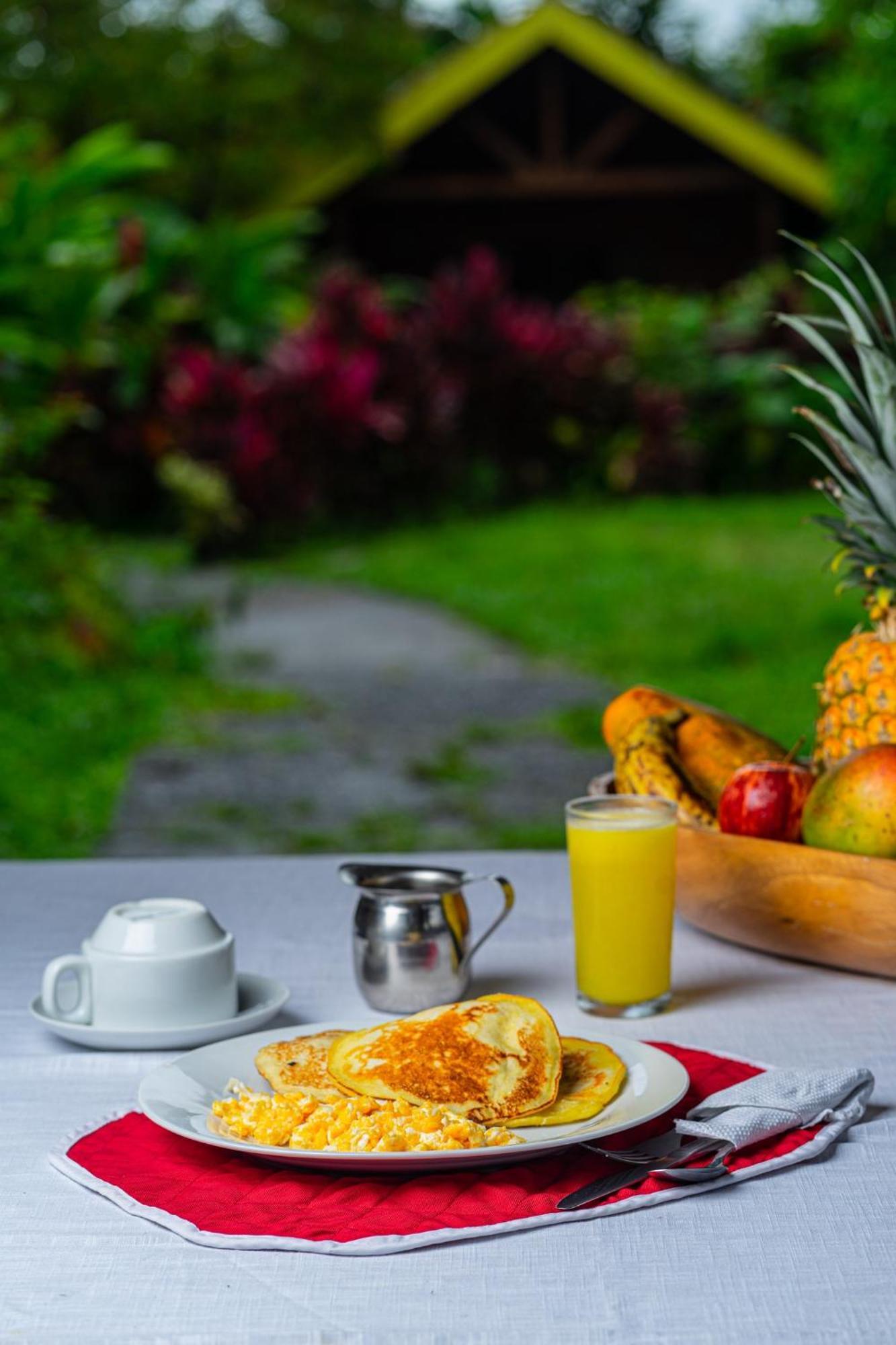 Selvita Lodge Arenal Ла Фортуна Экстерьер фото